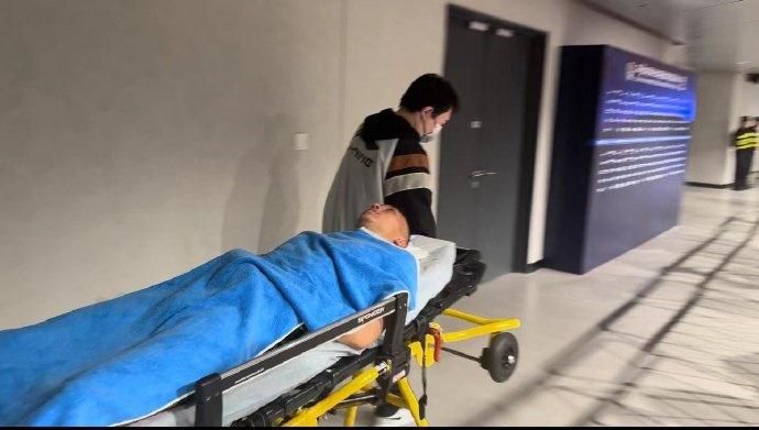 亚洲综合伊人制服丝袜美腿